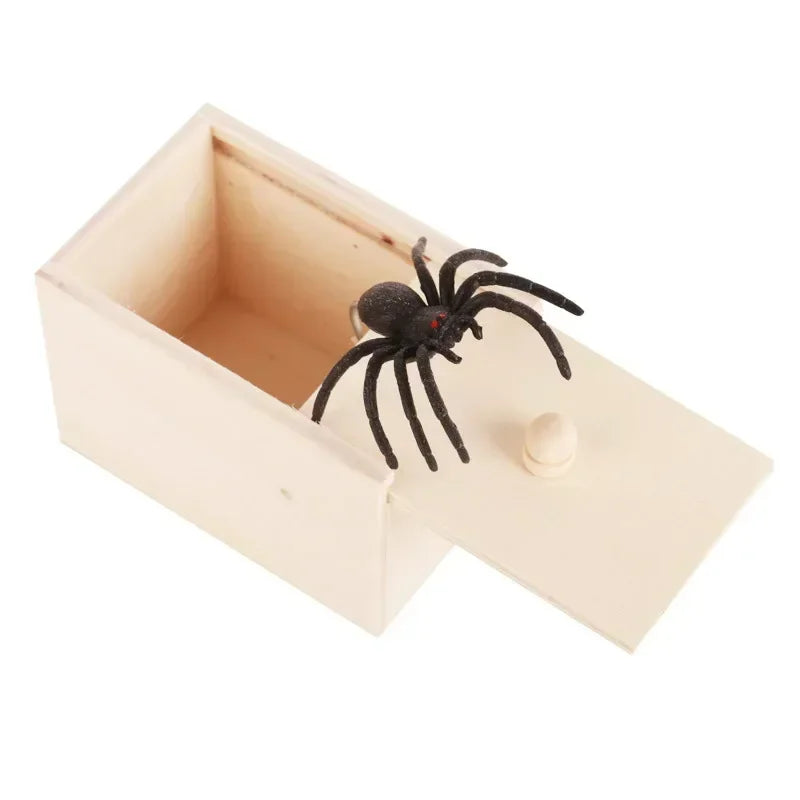 Funny Gifts Trick Spider juguetes Scare Box Wooden Hidden Box Prank Wooden Scare Box Fun Game Prank Trick Friend Party Toys 장난감