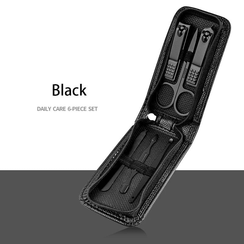 Estuche de manicura profesional Variedad Online de seis piezas en negro, fabricado en acero inoxidable con cortaúñas, tijeras, lima y herramientas para cutículas.